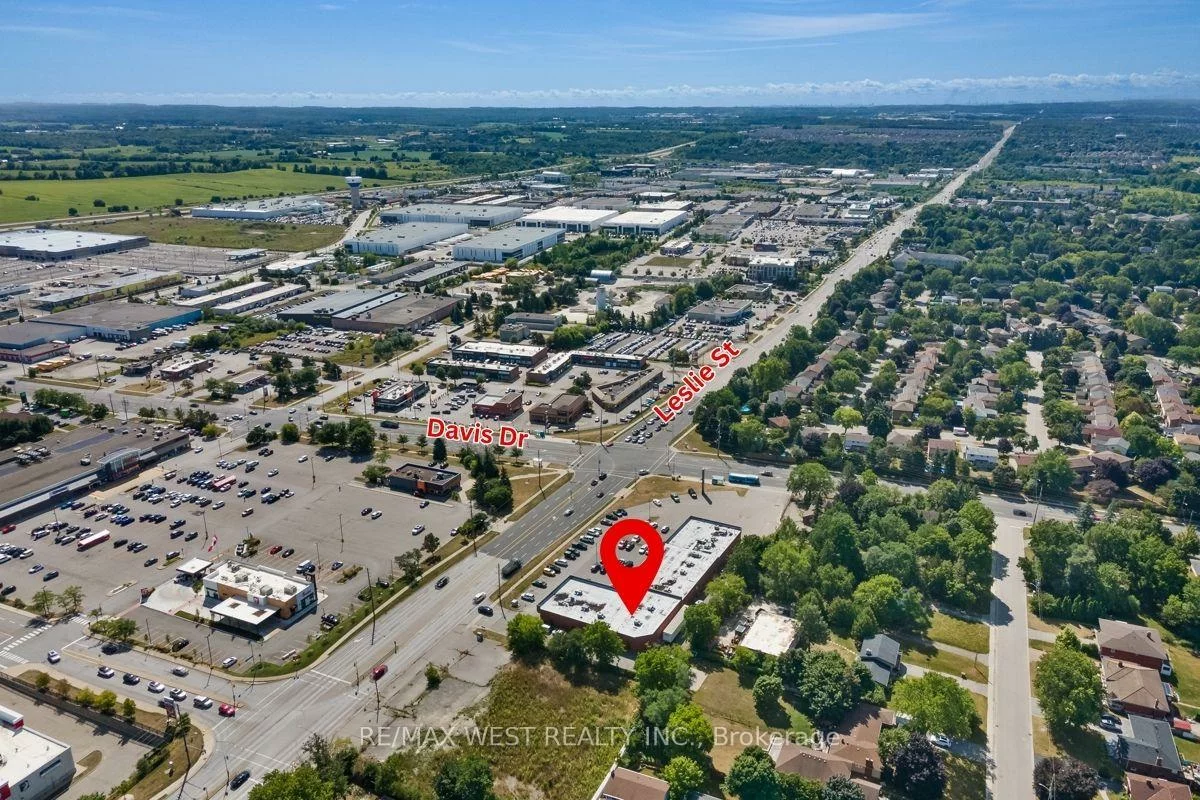 1065, Davis, Huron Heights-Leslie Valley, Newmarket