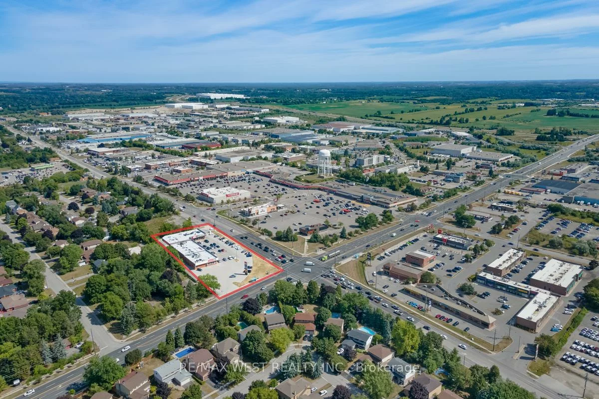 1065, Davis, Huron Heights-Leslie Valley, Newmarket