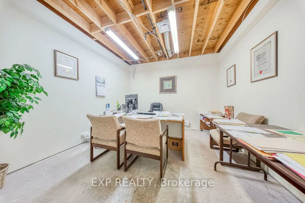 110, Pony, Newmarket Industrial Park, Newmarket