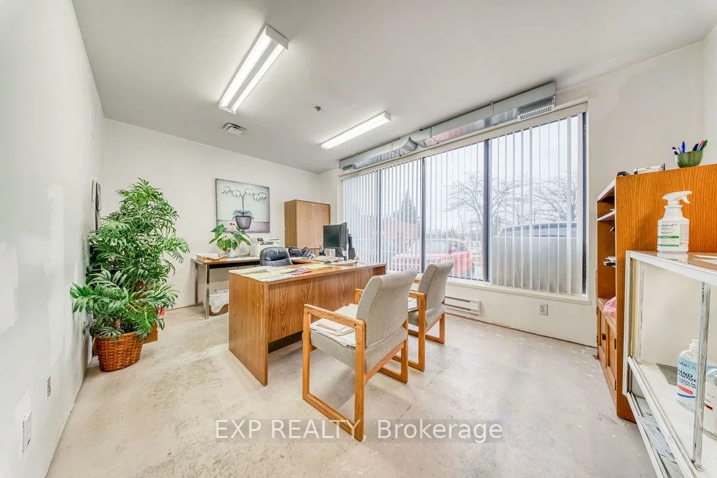 110, Pony, Newmarket Industrial Park, Newmarket