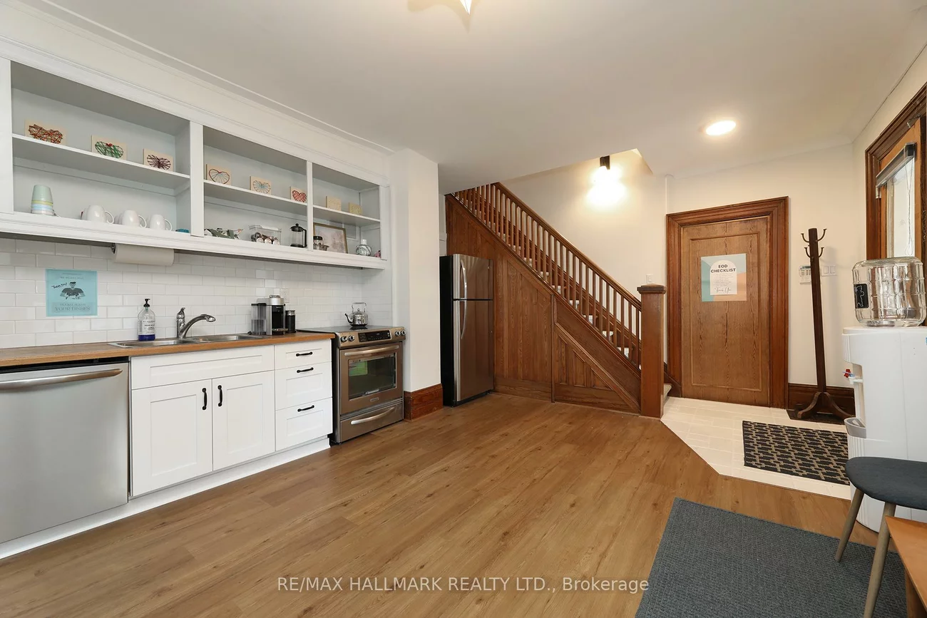 78, Main, Central Newmarket, Newmarket