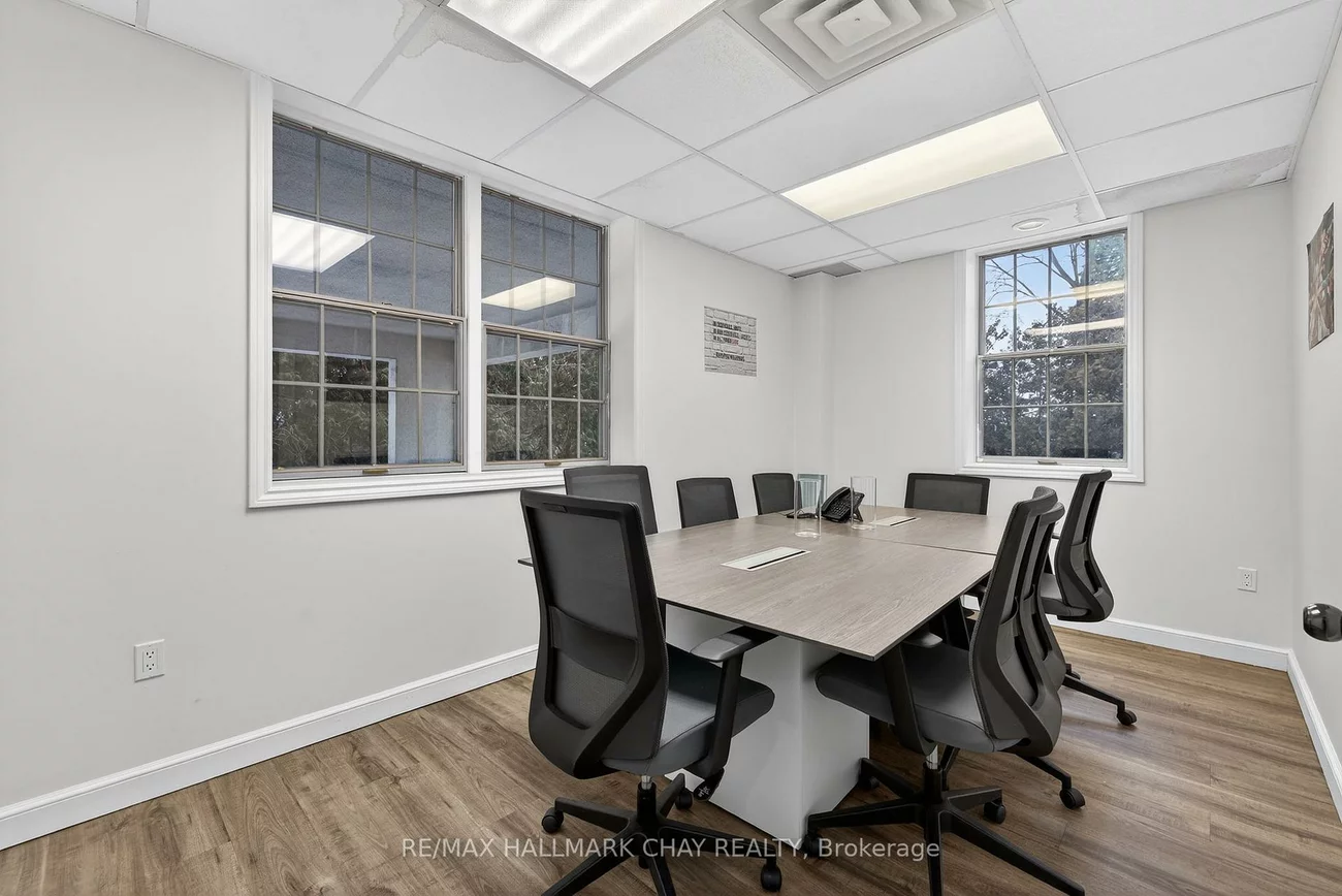 227, Eagle, Central Newmarket, Newmarket