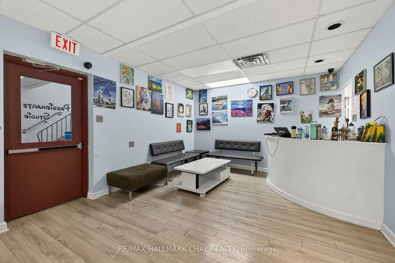 227, Eagle, Central Newmarket, Newmarket