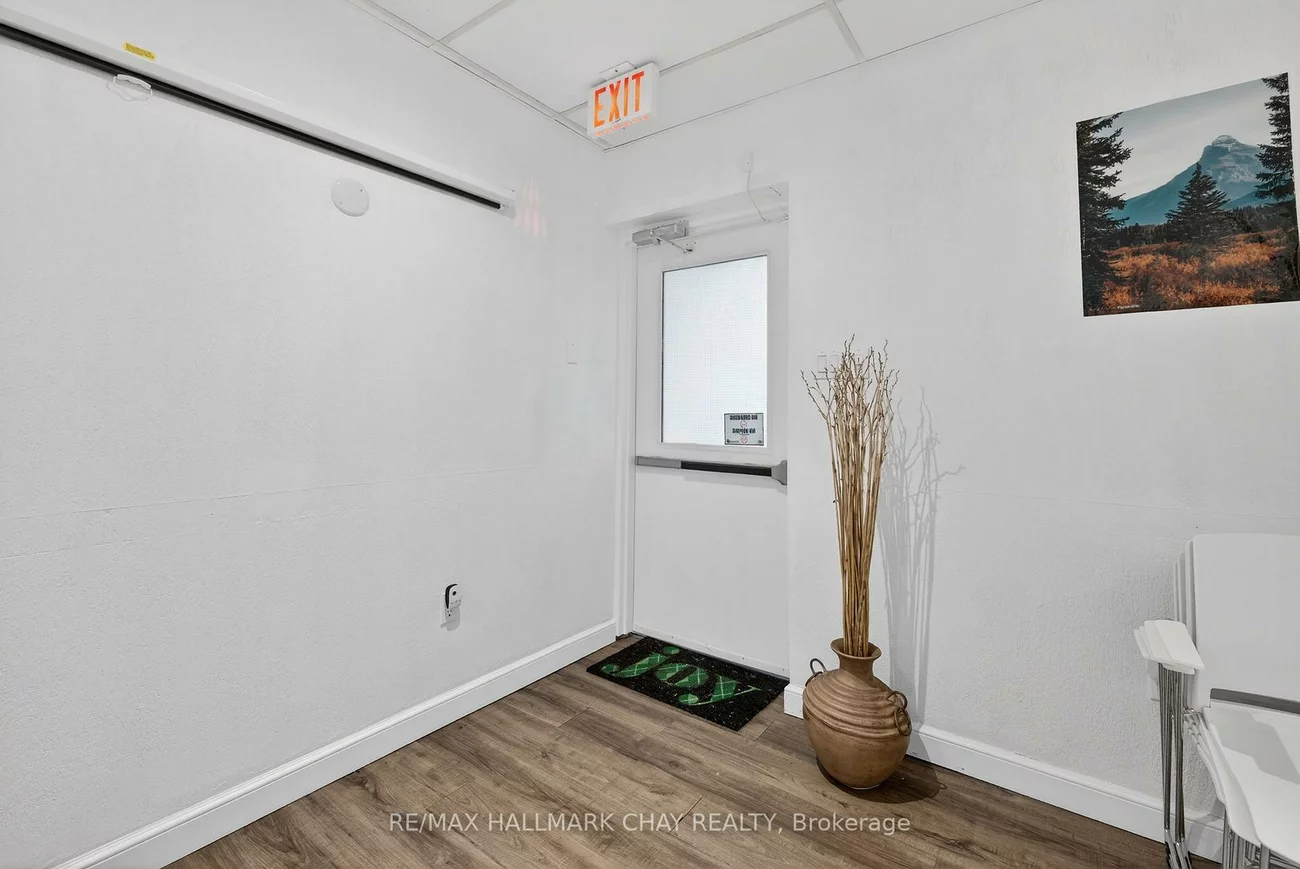 227, Eagle, Central Newmarket, Newmarket