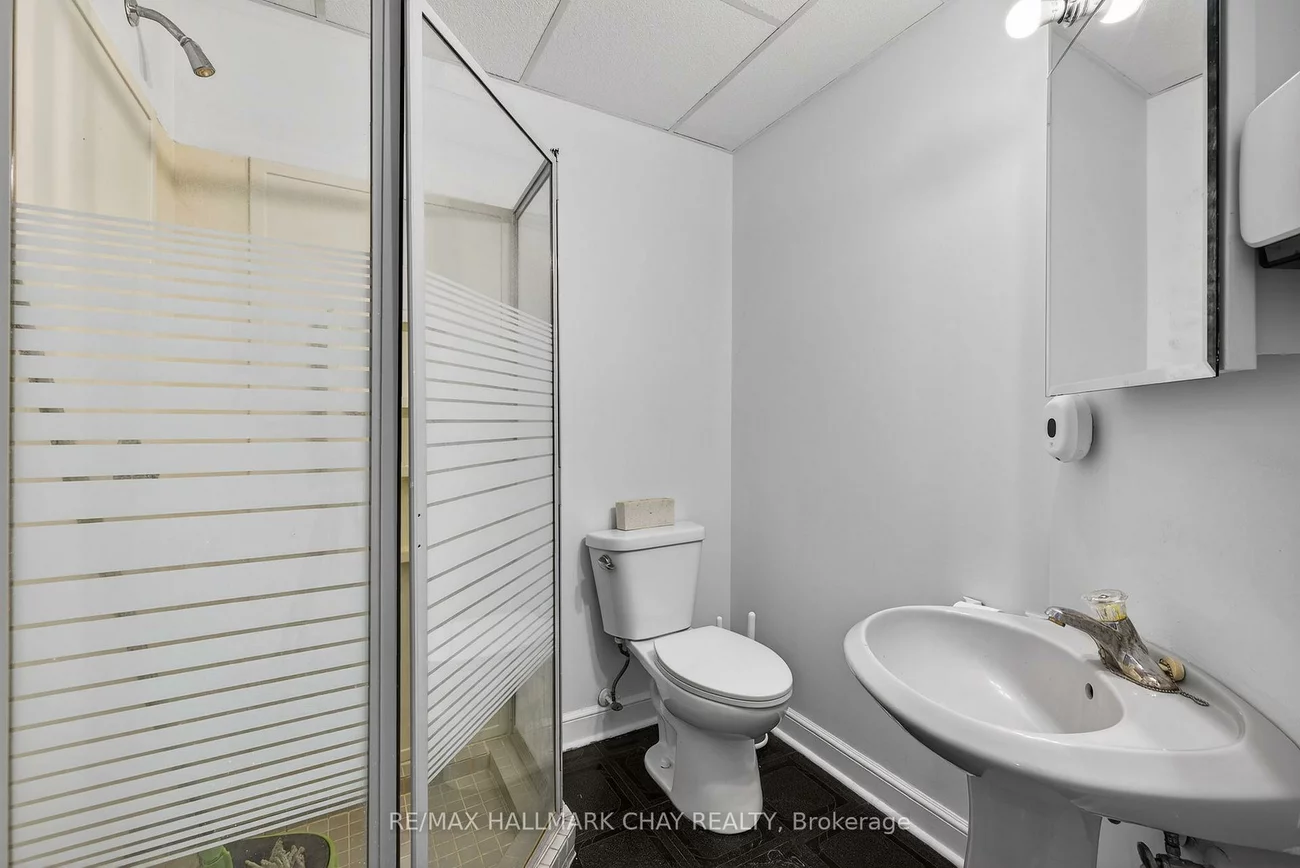 227, Eagle, Central Newmarket, Newmarket