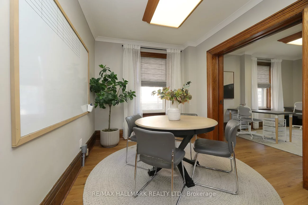 78, Main, Central Newmarket, Newmarket