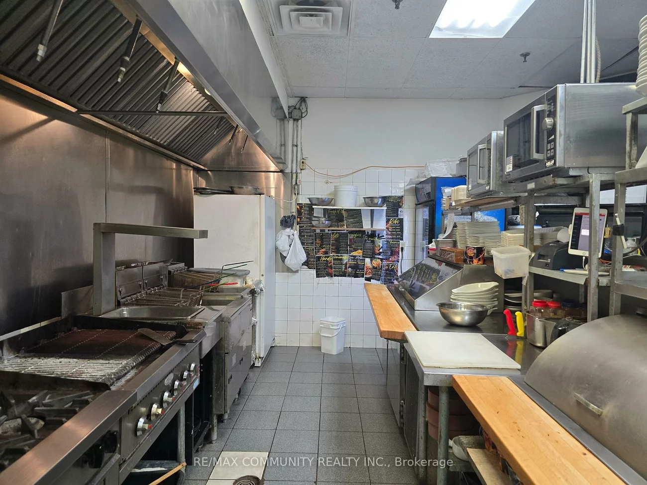 1091, Gorham, Newmarket Industrial Park, Newmarket