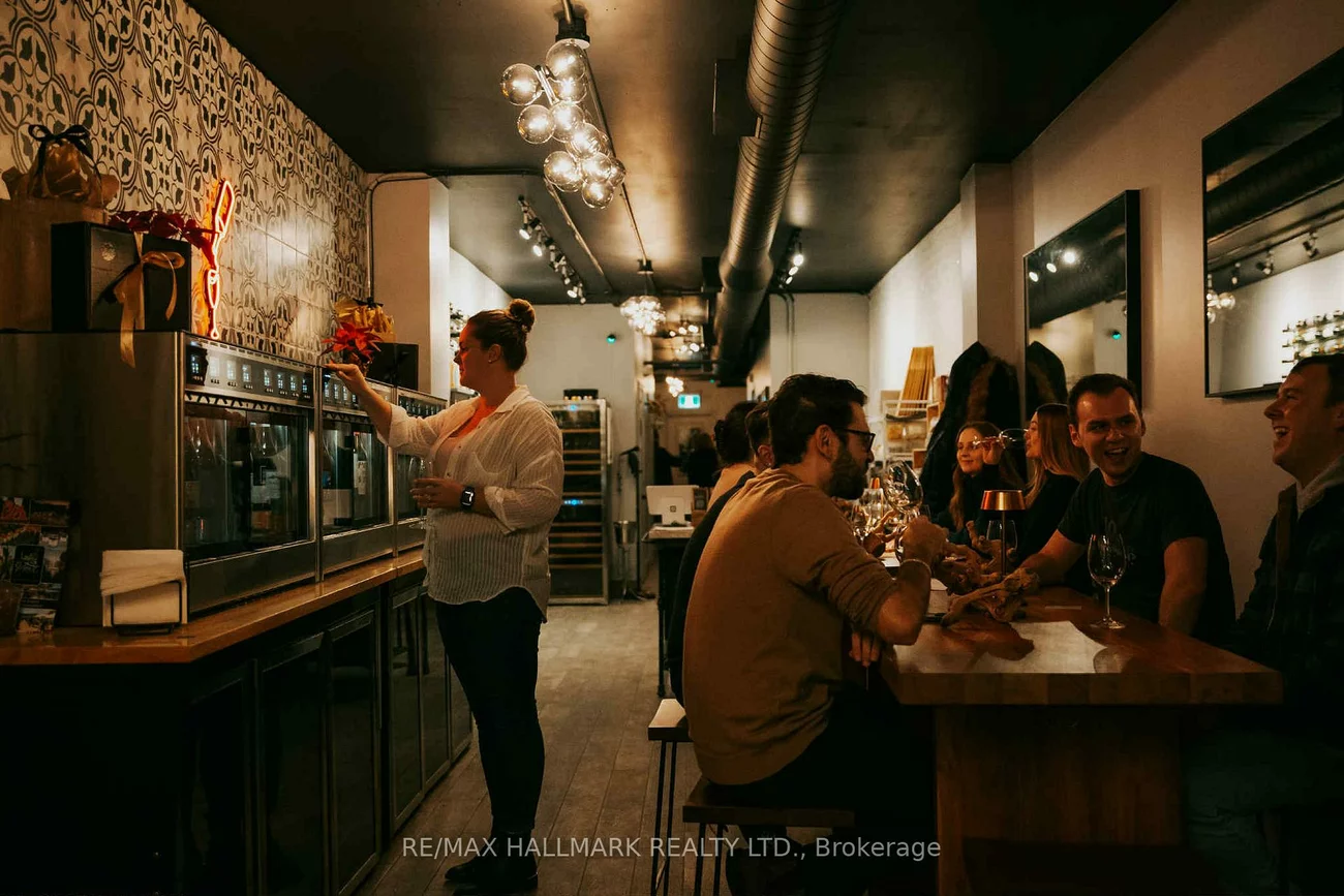 186, Main, Central Newmarket, Newmarket