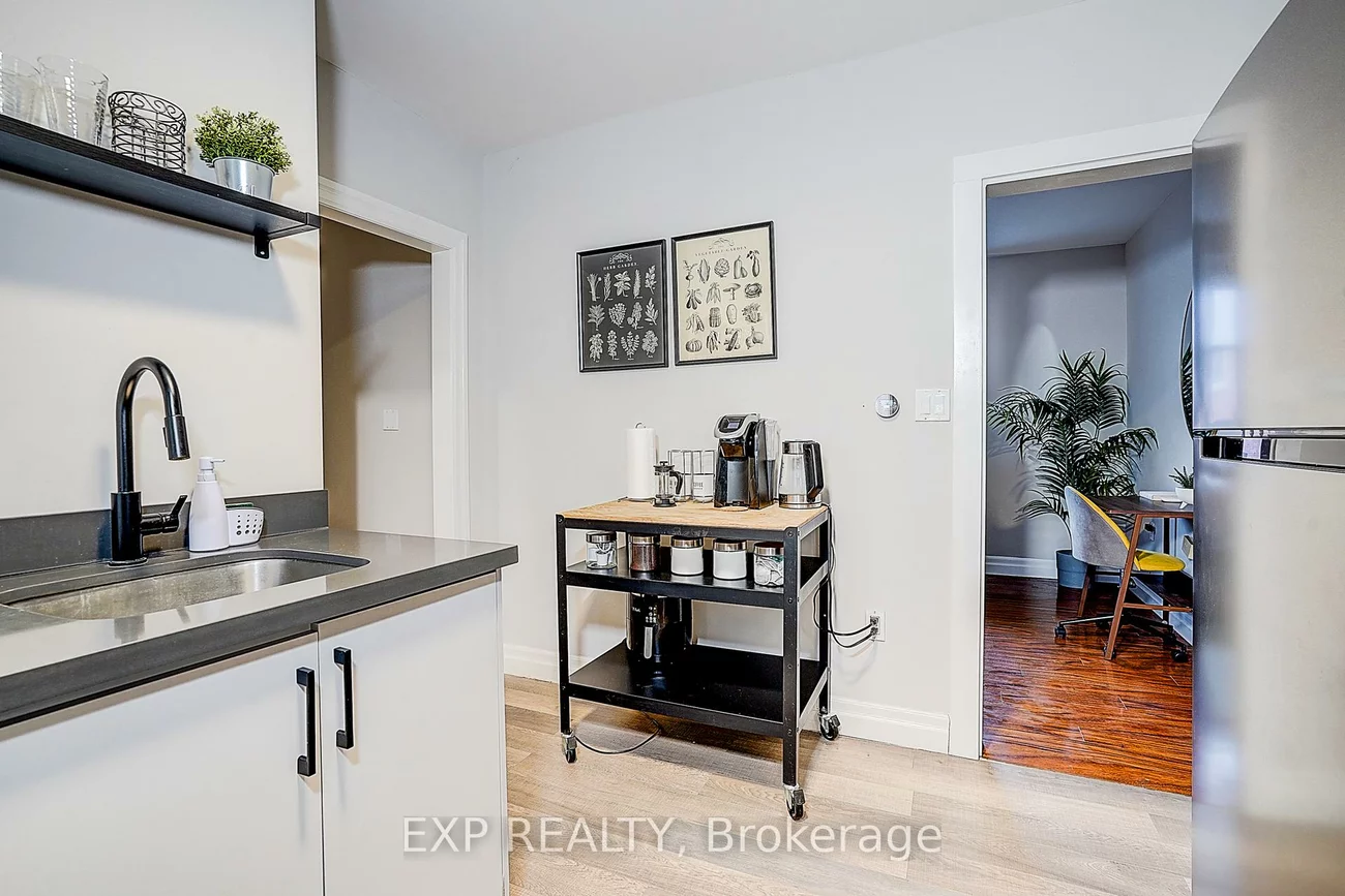 12, Vincent, Bristol-London, Newmarket