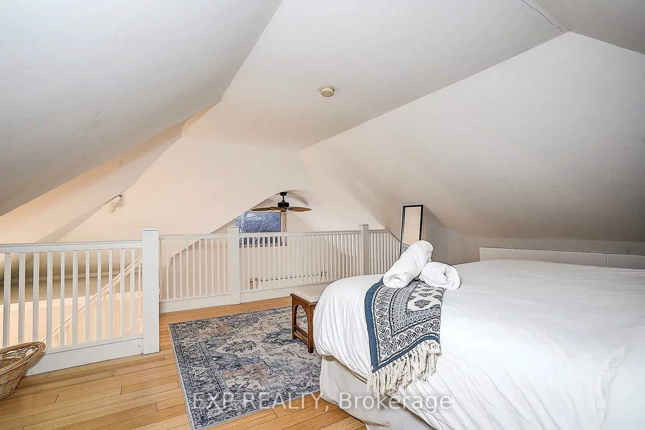 12, Vincent, Bristol-London, Newmarket