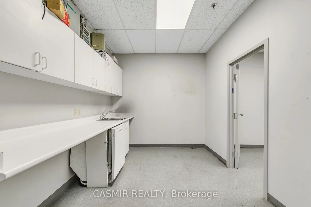 150, Pony, Newmarket Industrial Park, Newmarket