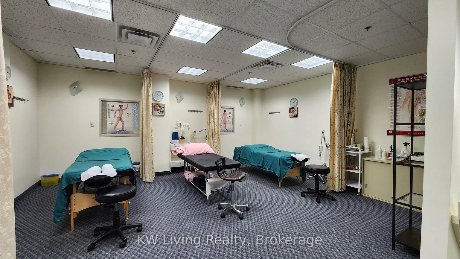 16945, Leslie, Newmarket Industrial Park, Newmarket