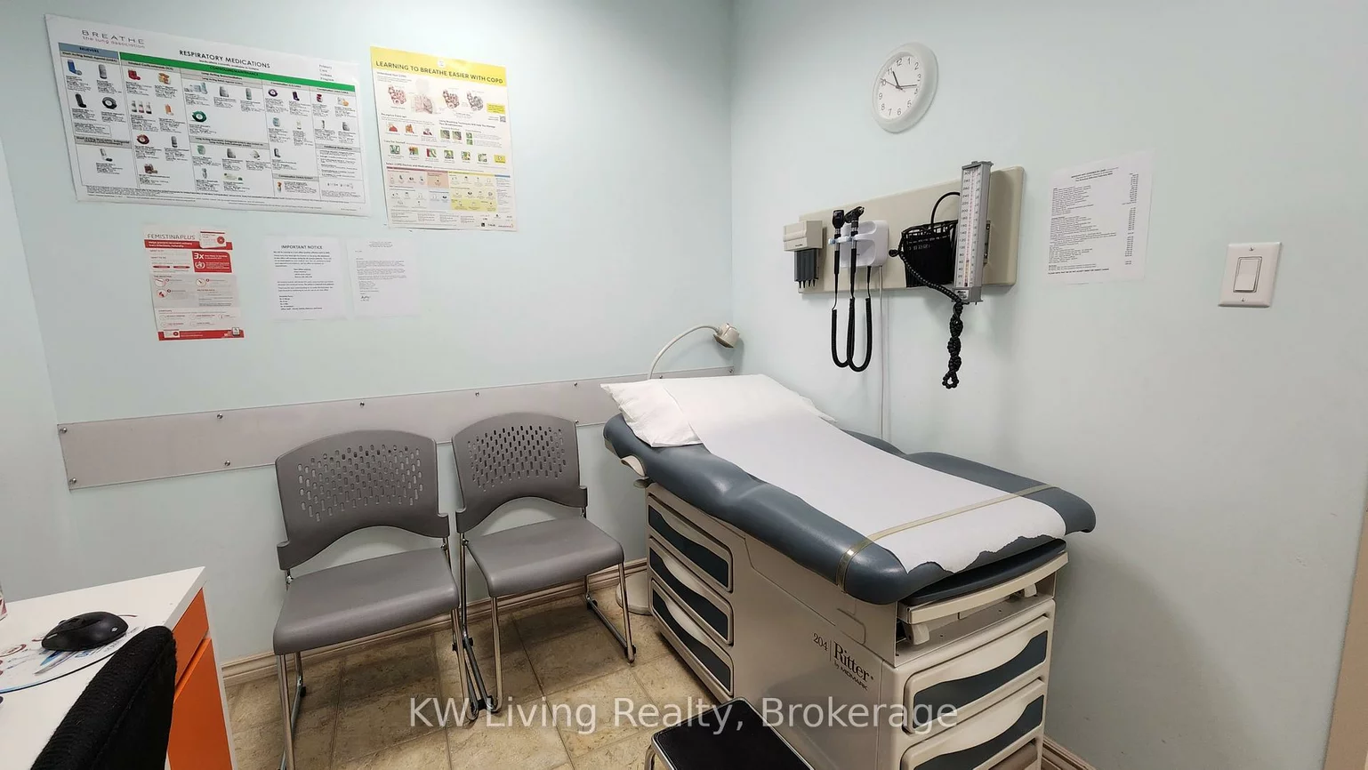 16945, Leslie, Newmarket Industrial Park, Newmarket