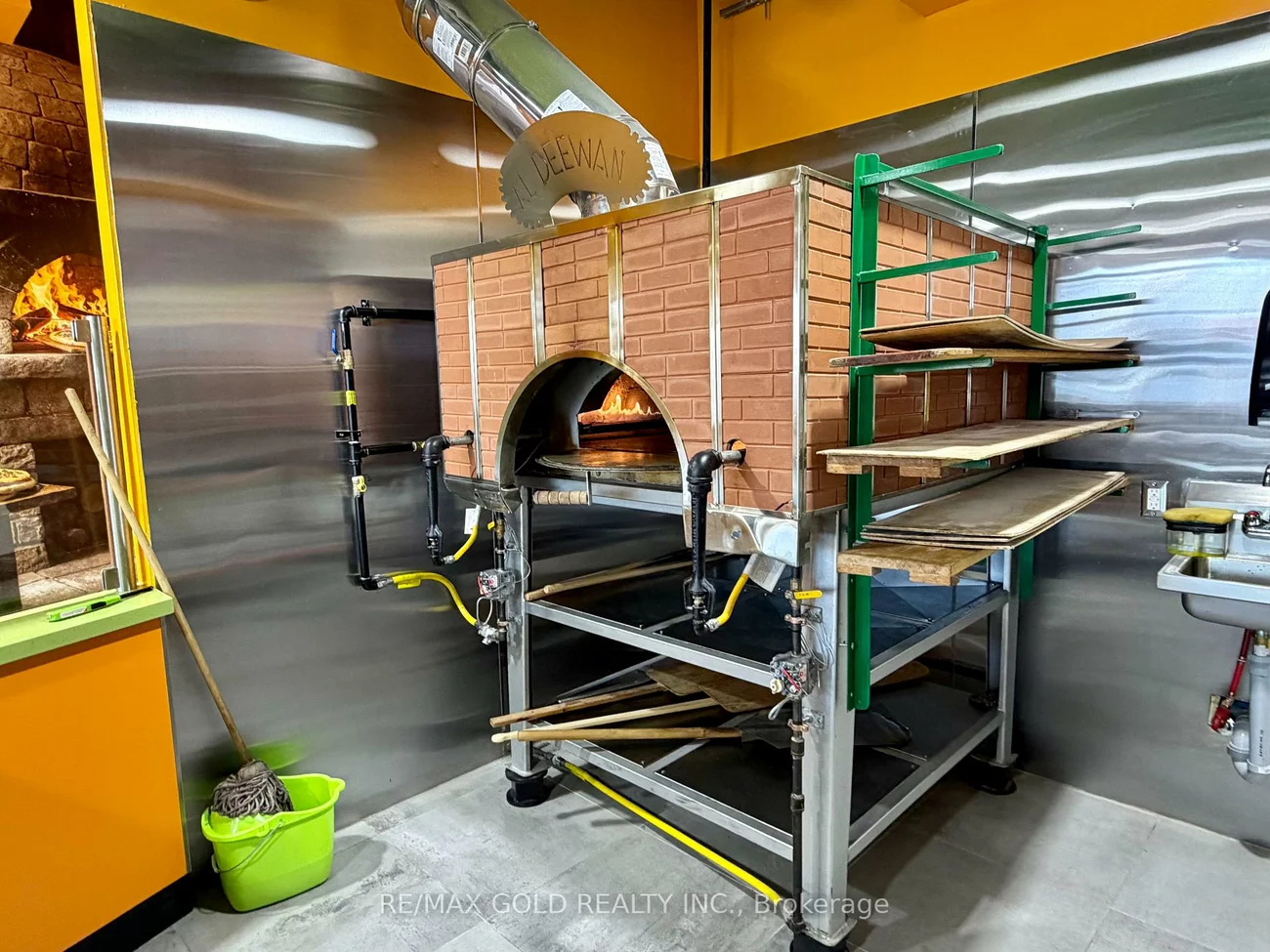 16925, Yonge, Central Newmarket, Newmarket