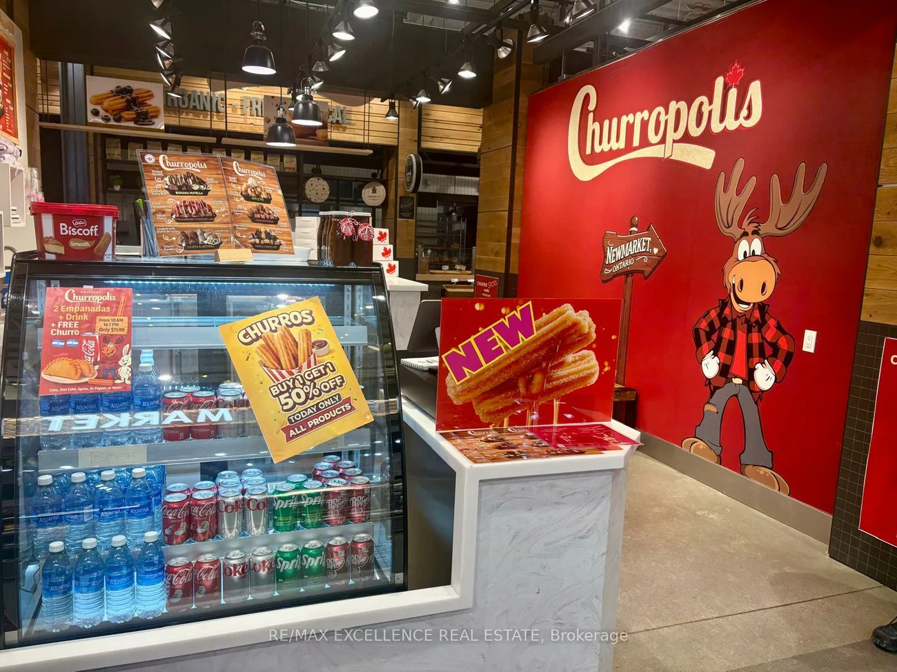 17600, Yonge, Woodland Hill, Newmarket