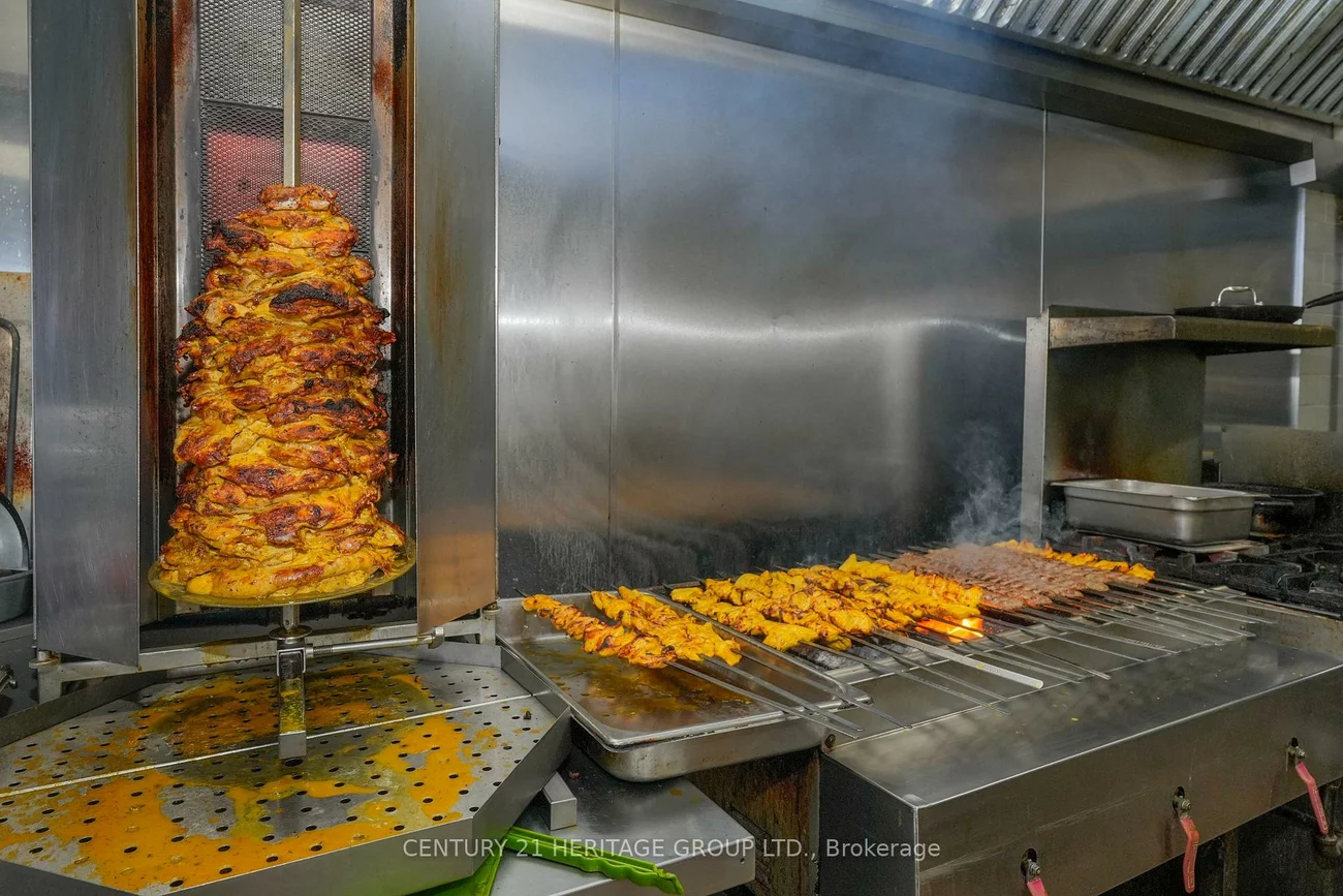 17310, Yonge, Glenway Estates, Newmarket