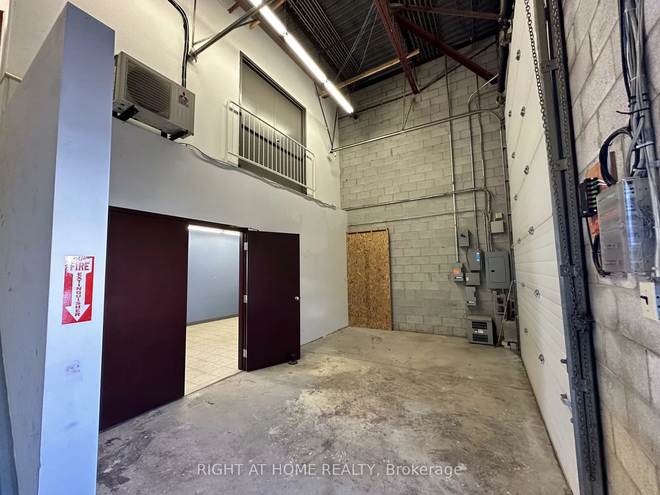 17075, Leslie, Newmarket Industrial Park, Newmarket