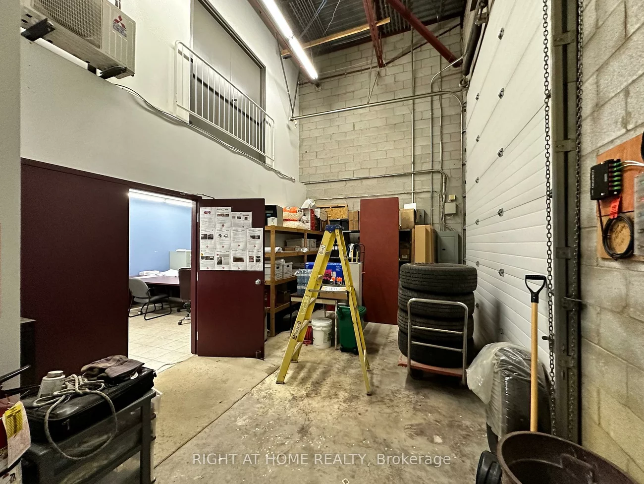 17075, Leslie, Newmarket Industrial Park, Newmarket