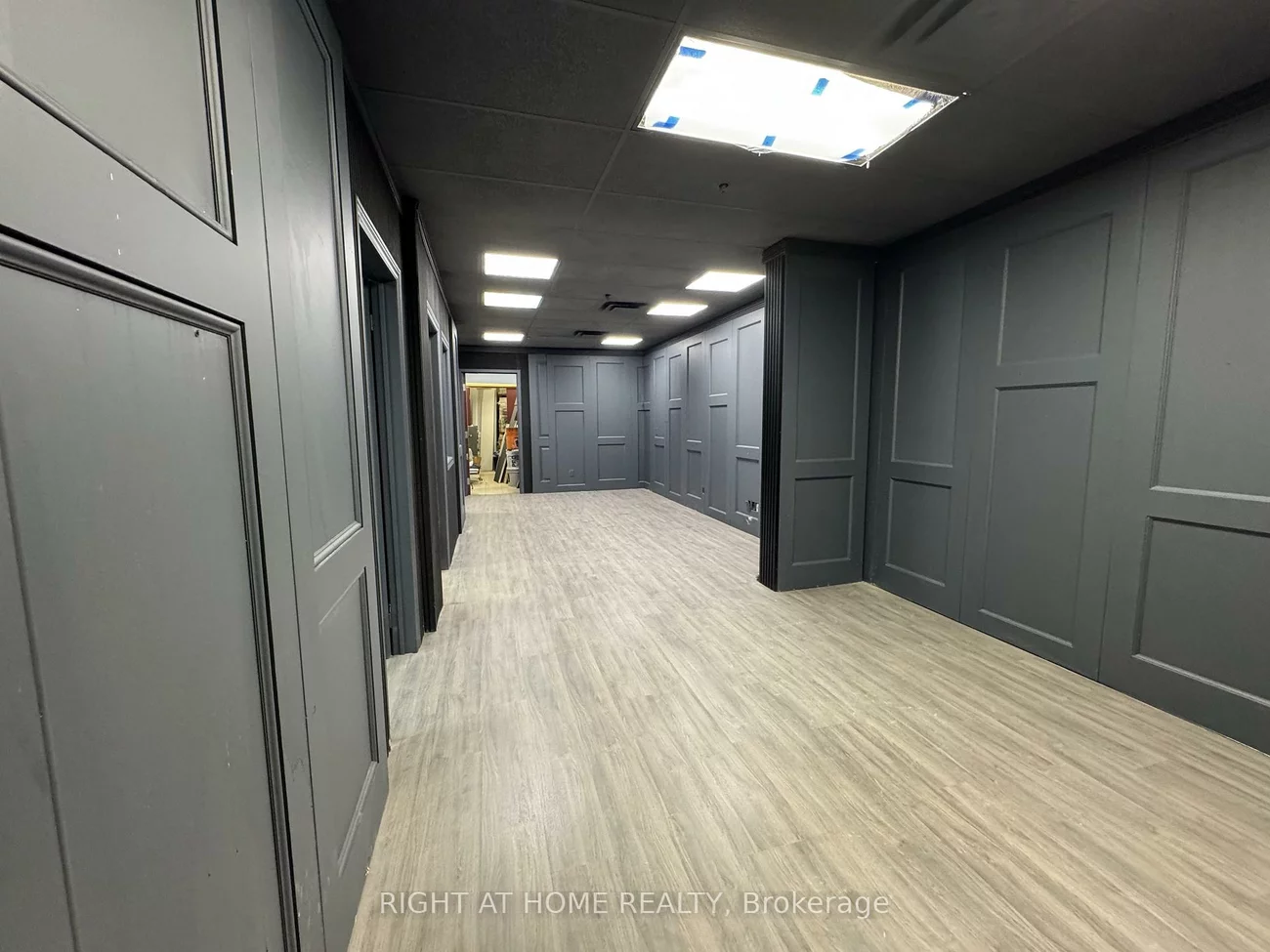 17075, Leslie, Newmarket Industrial Park, Newmarket