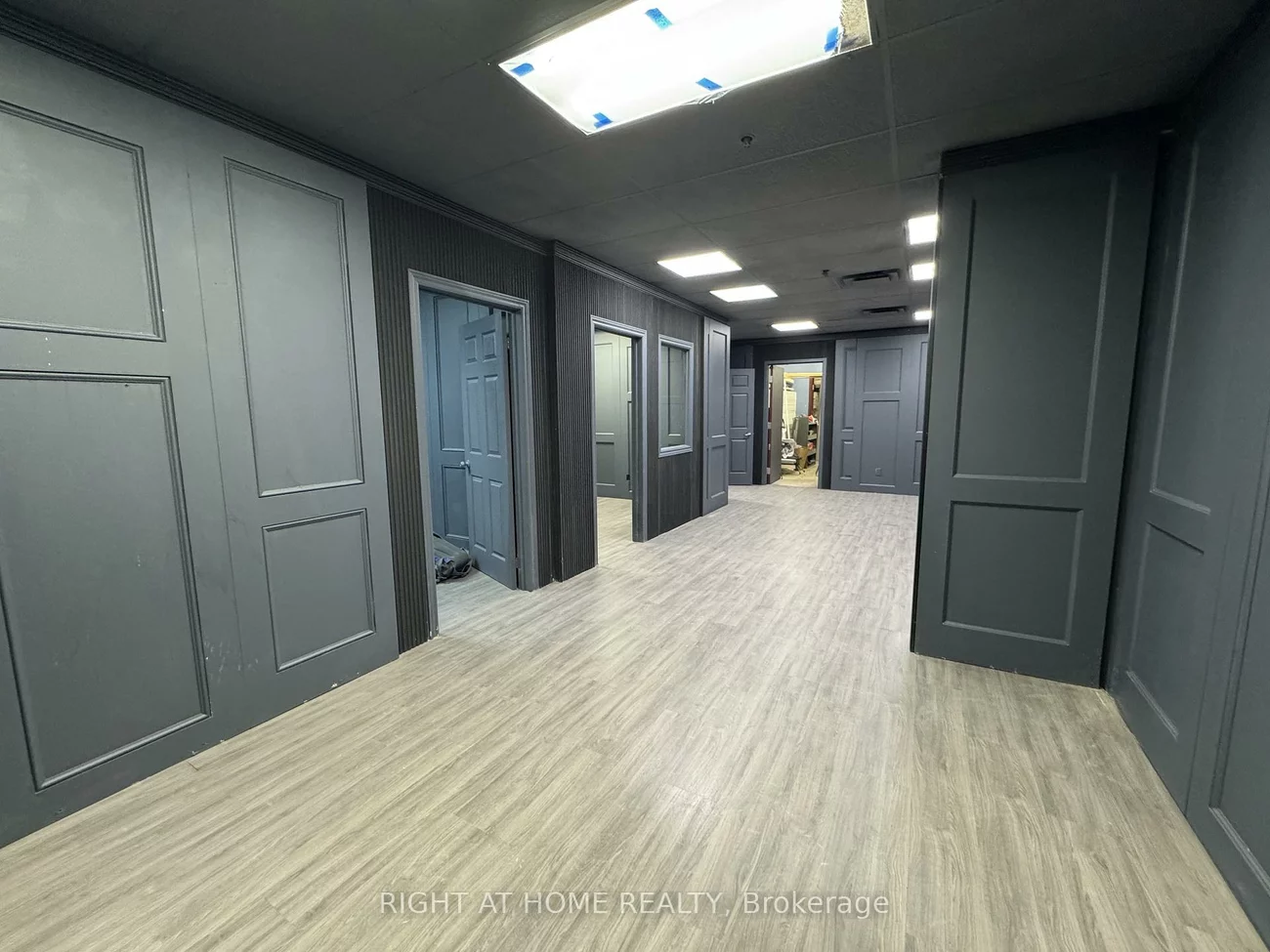 17075, Leslie, Newmarket Industrial Park, Newmarket