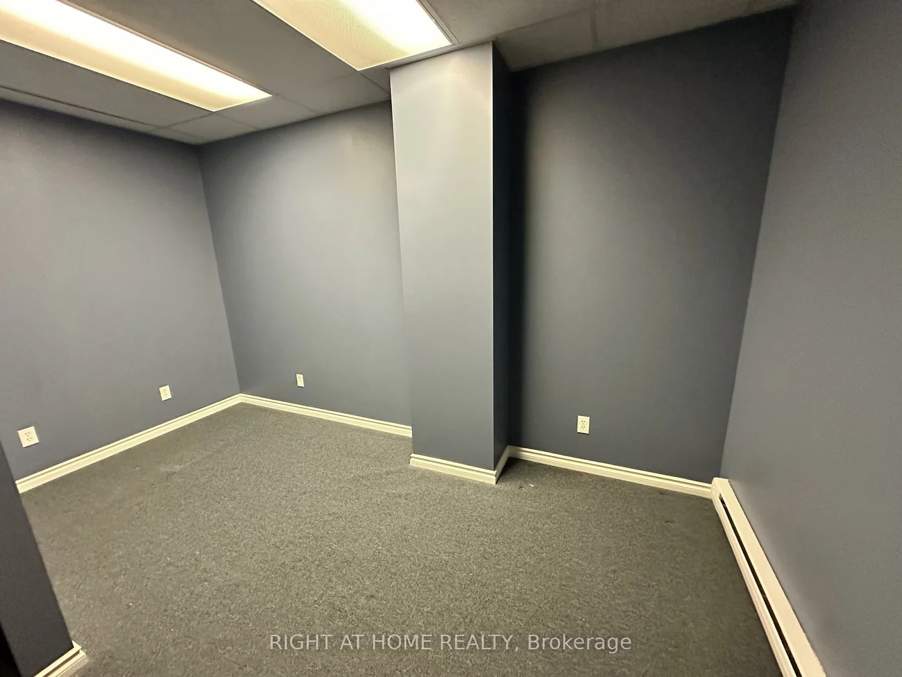 17075, Leslie, Newmarket Industrial Park, Newmarket