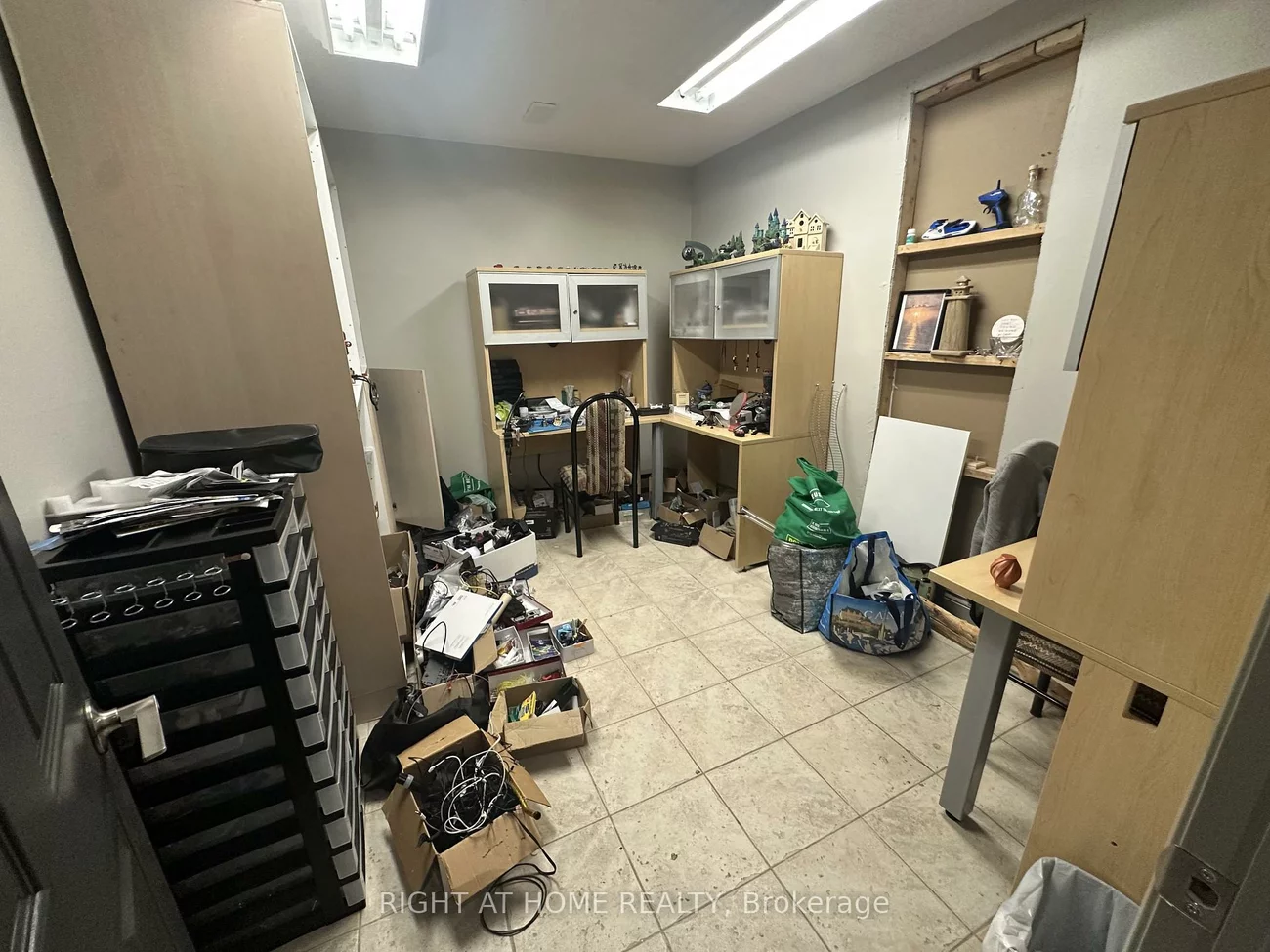 1228, Gorham, Newmarket Industrial Park, Newmarket