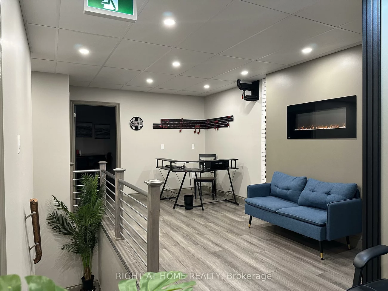 1228, Gorham, Newmarket Industrial Park, Newmarket