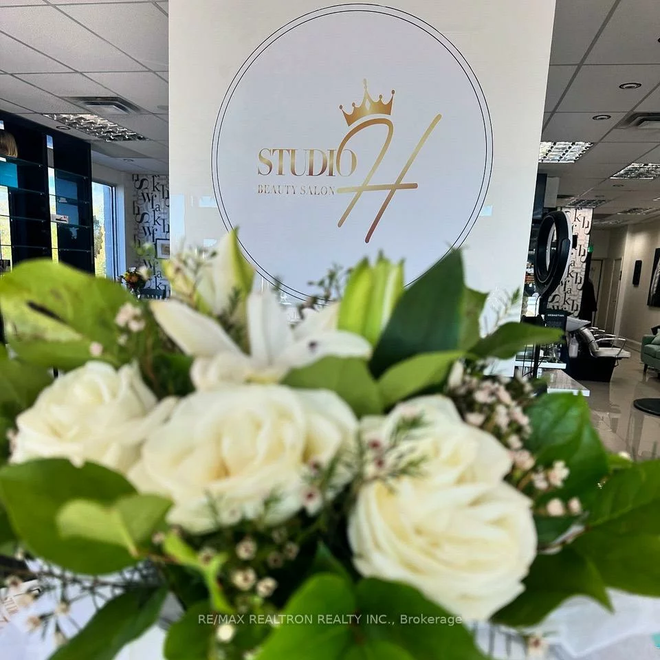 17730, Leslie, Huron Heights-Leslie Valley, Newmarket