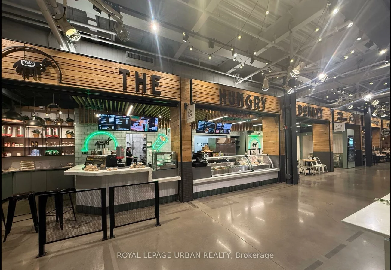 17600, Yonge, Woodland Hill, Newmarket