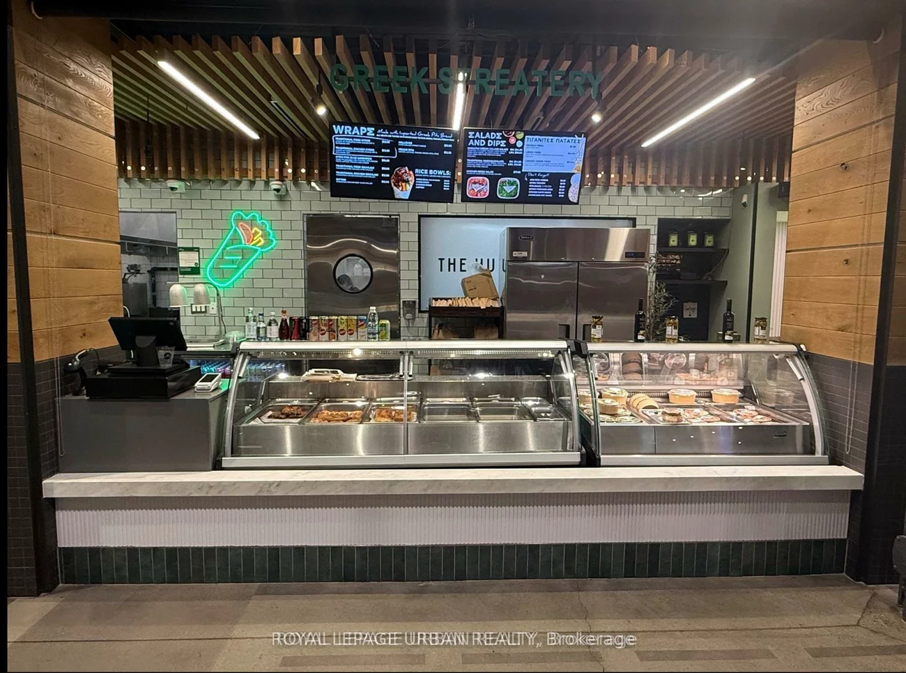 17600, Yonge, Woodland Hill, Newmarket