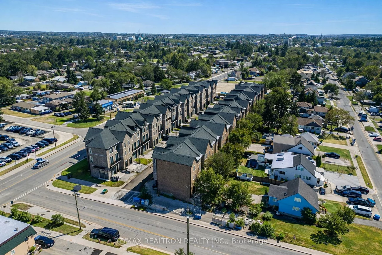 260, Eagle, Central Newmarket, Newmarket