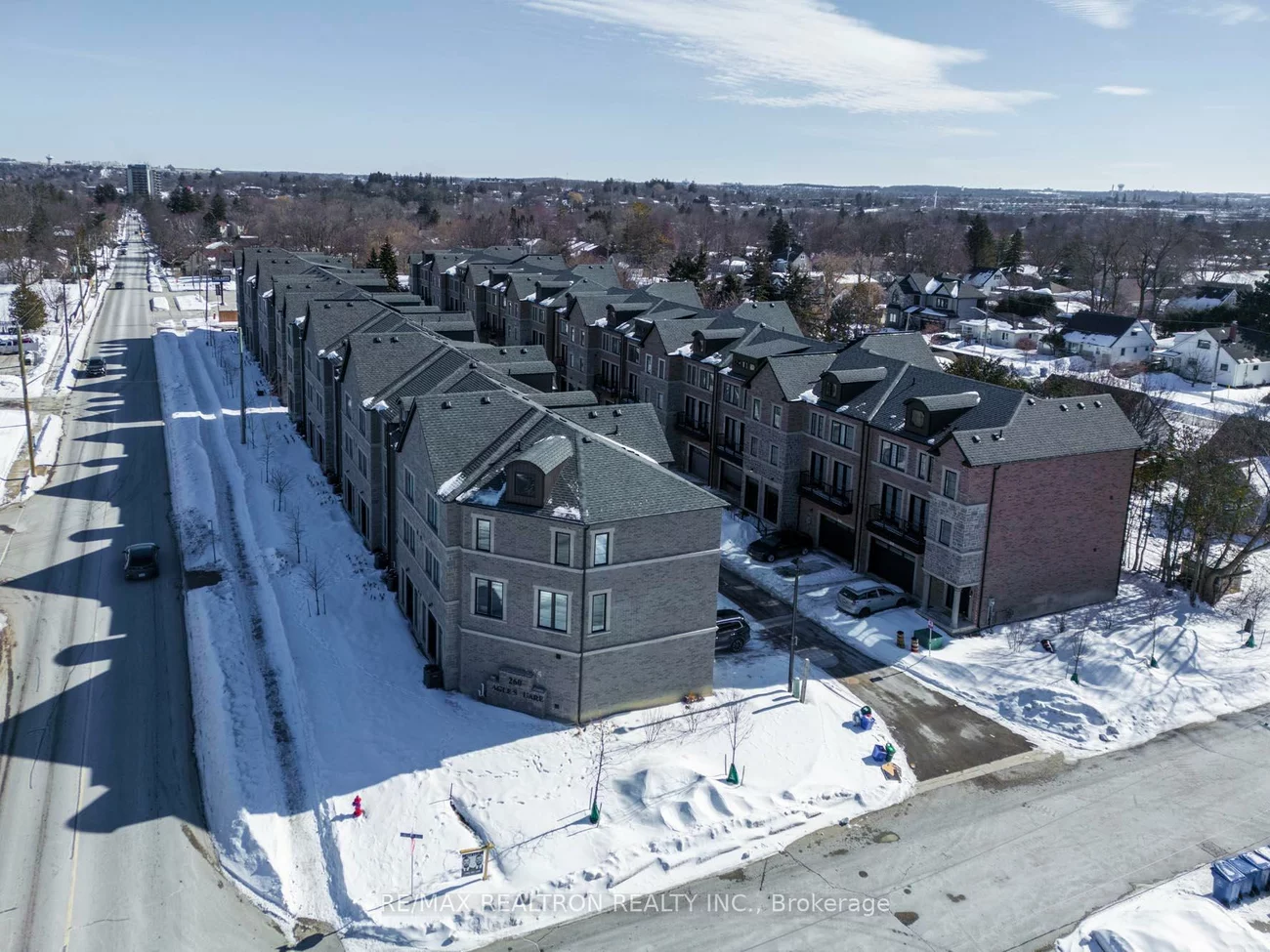 260, Eagle, Central Newmarket, Newmarket