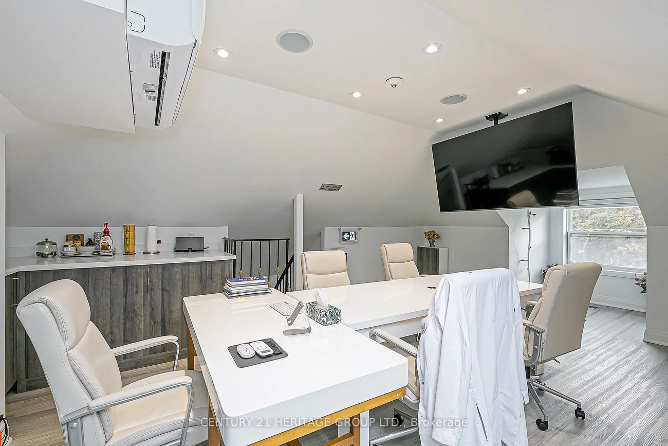 72, Prospect, Central Newmarket, Newmarket