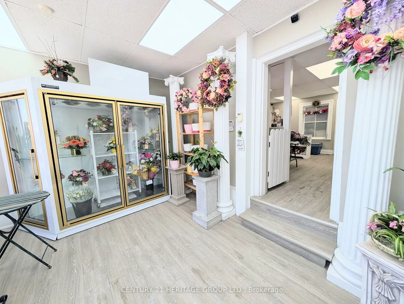 15, Main, Central Newmarket, Newmarket