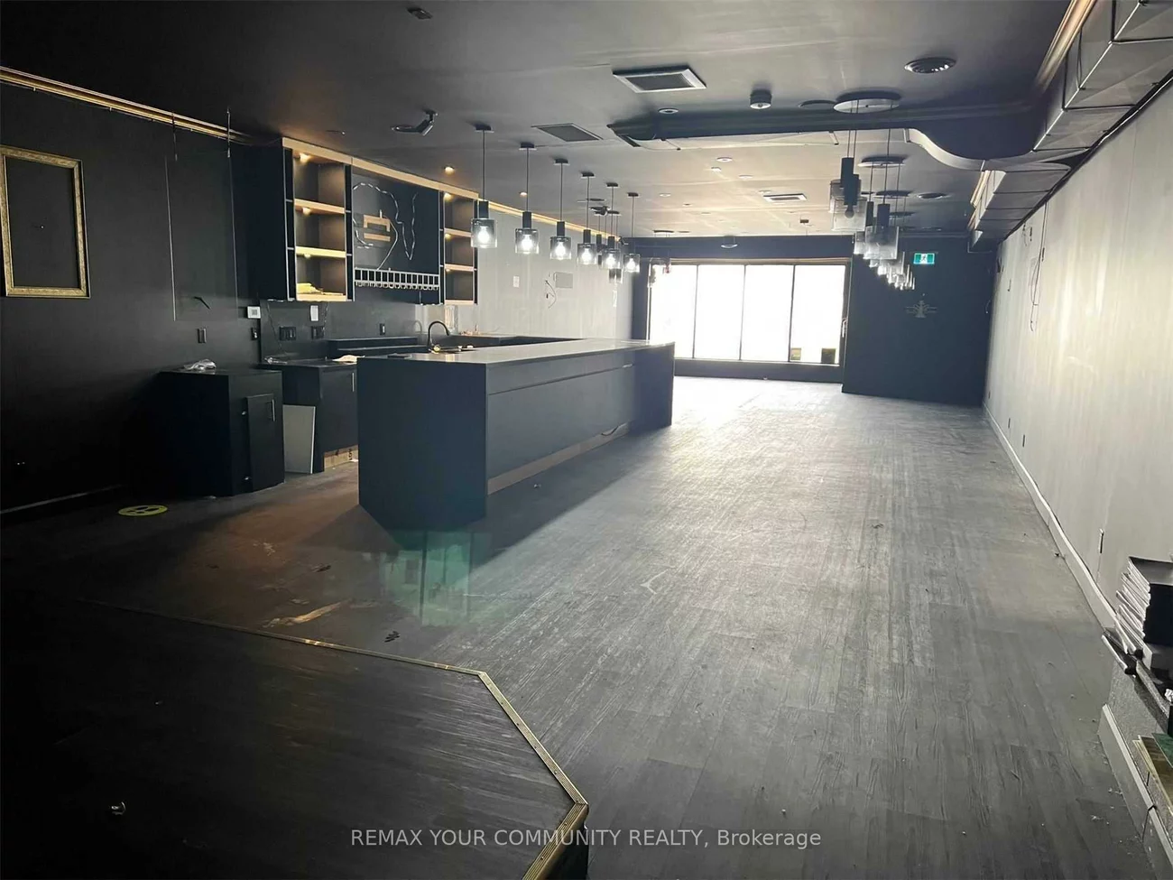 30-32, Main, Central Newmarket, Newmarket