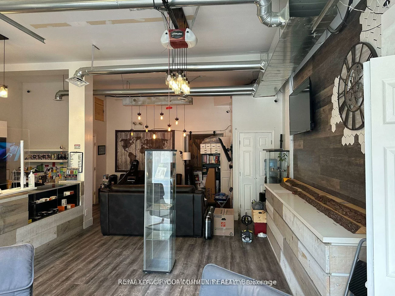 30-32, Main, Central Newmarket, Newmarket