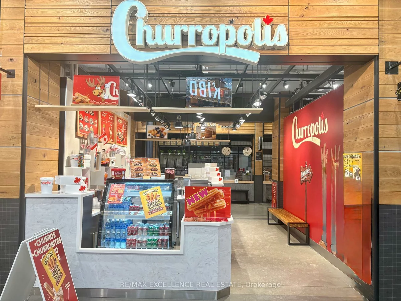 17600, Yonge, Woodland Hill, Newmarket