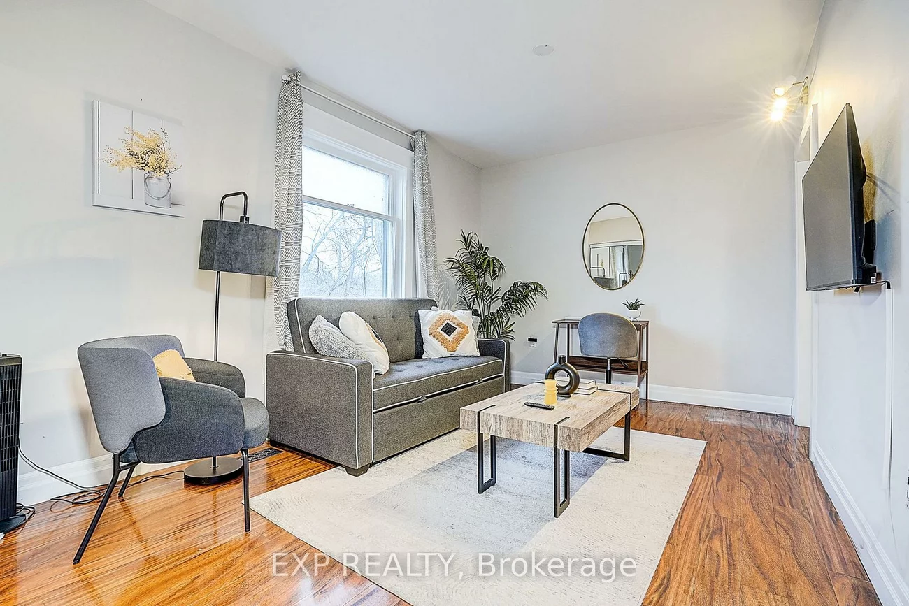 12, Vincent, Bristol-London, Newmarket