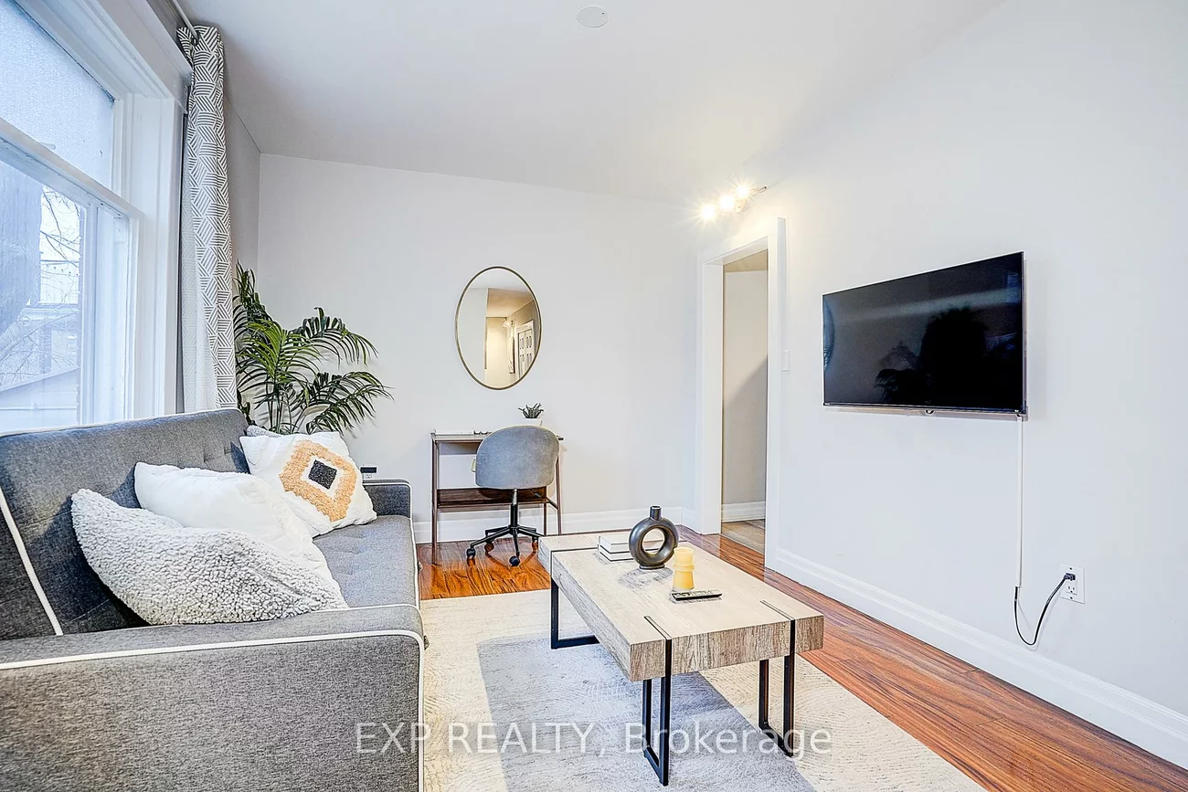 12, Vincent, Bristol-London, Newmarket