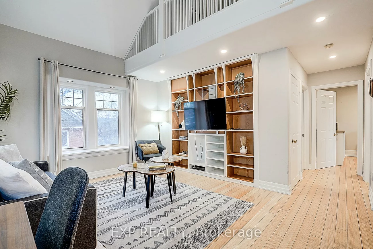 12, Vincent, Bristol-London, Newmarket