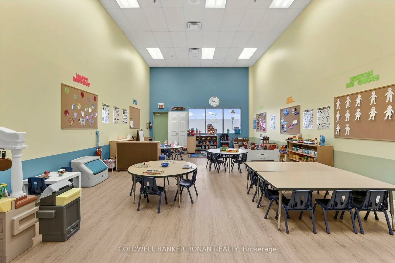 16945, Leslie, Newmarket Industrial Park, Newmarket