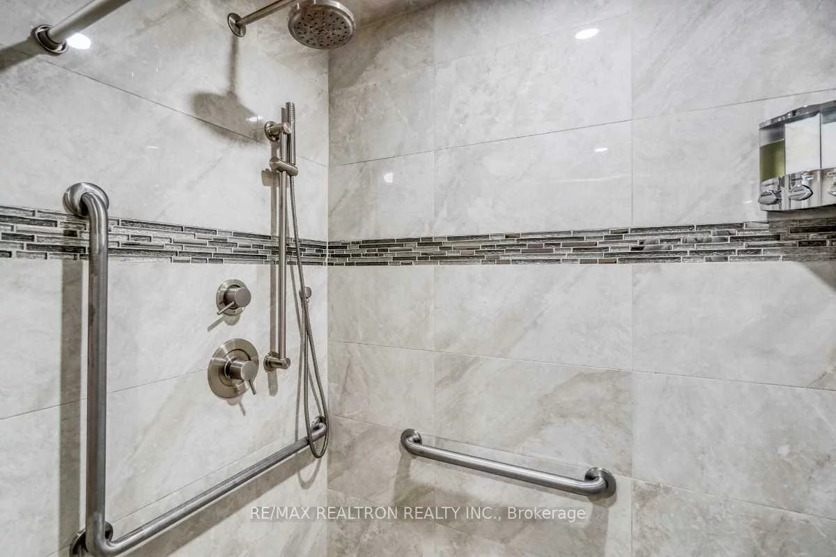 38, Parkside, Central Newmarket, Newmarket