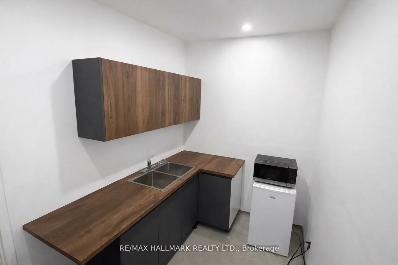 48, Prospect, Central Newmarket, Newmarket