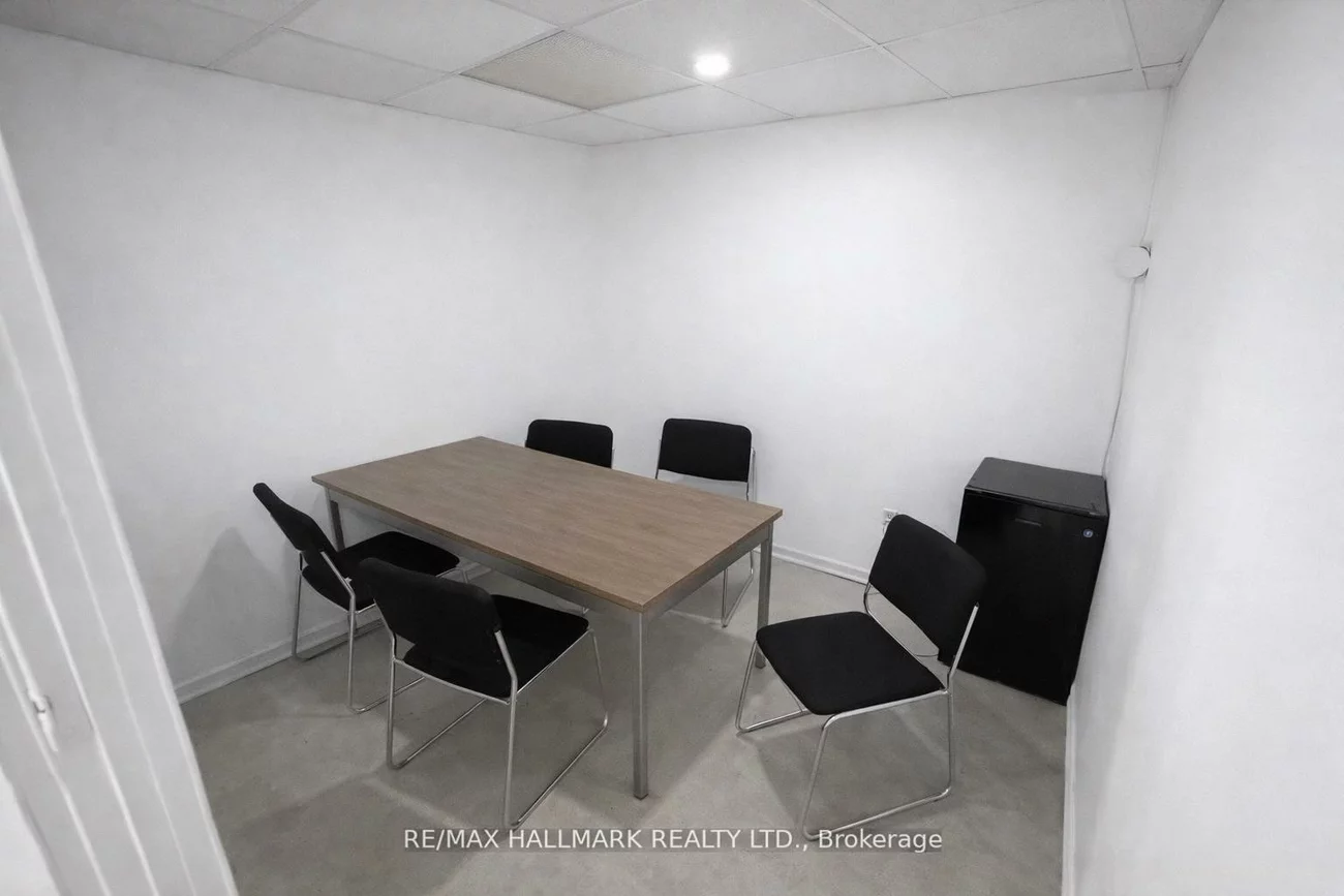 48, Prospect, Central Newmarket, Newmarket