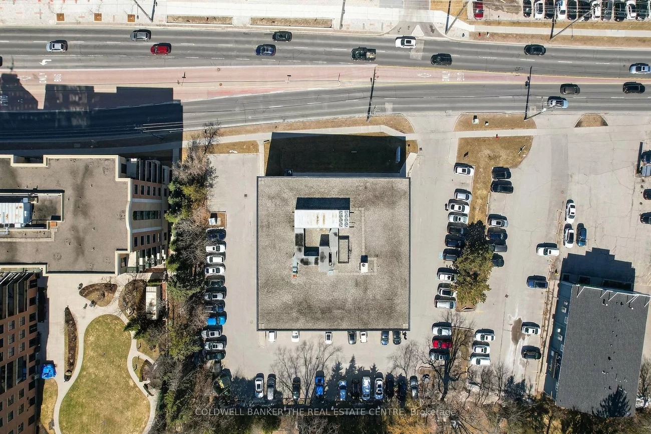 712, Davis, Gorham-College Manor, Newmarket