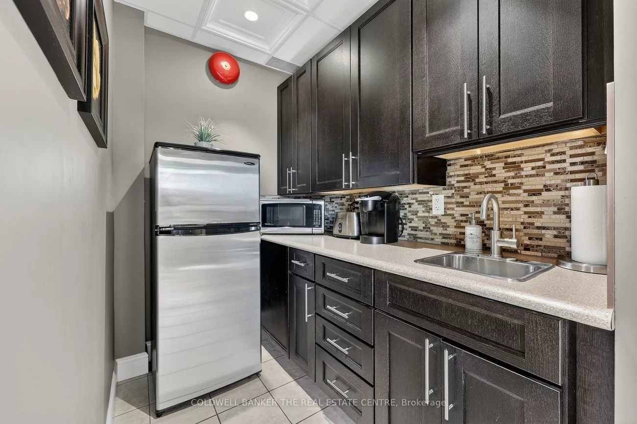 712, Davis, Gorham-College Manor, Newmarket