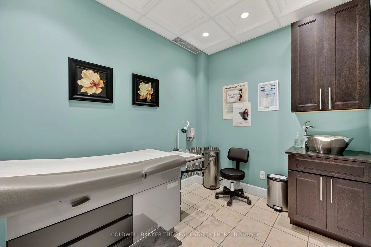 712, Davis, Gorham-College Manor, Newmarket