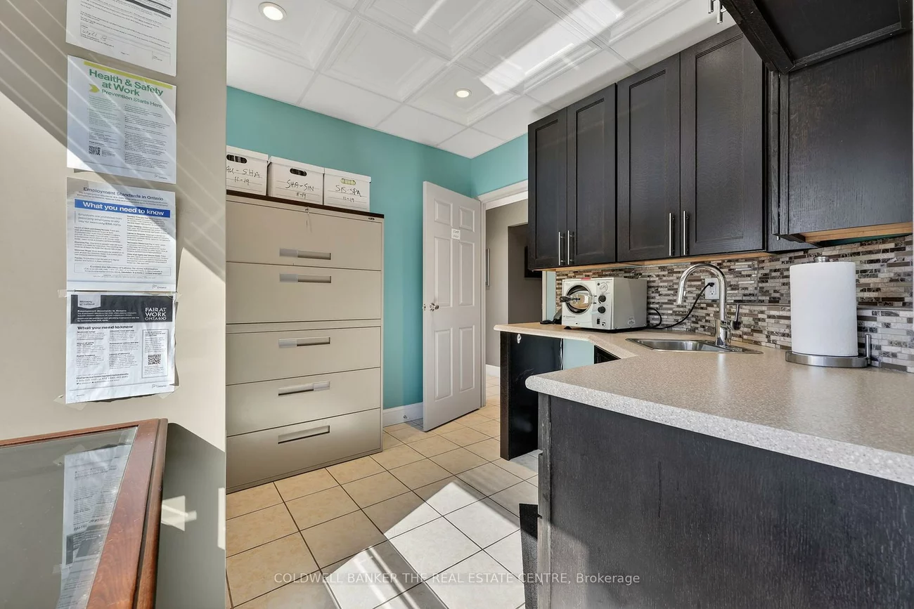 712, Davis, Gorham-College Manor, Newmarket