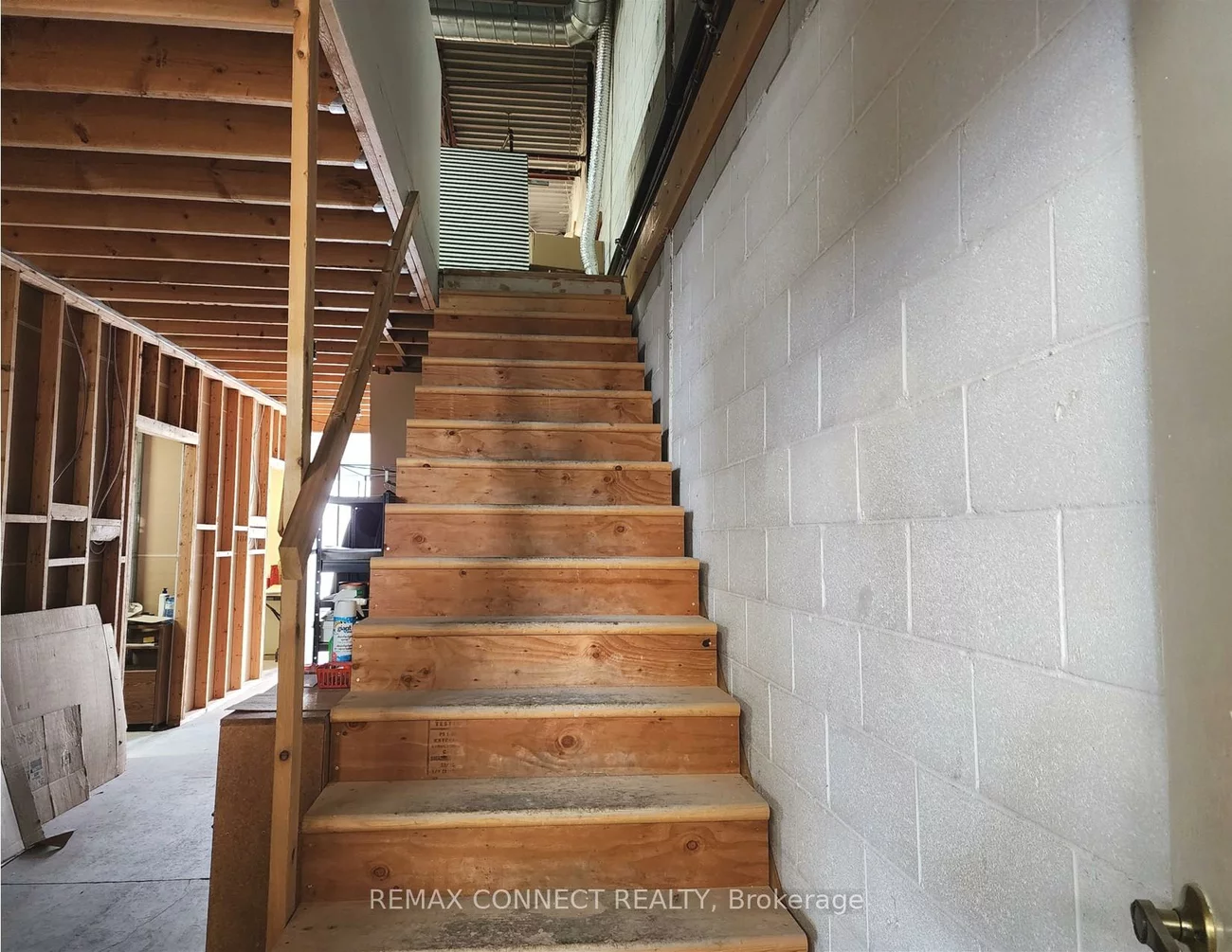 110, Pony, Newmarket Industrial Park, Newmarket