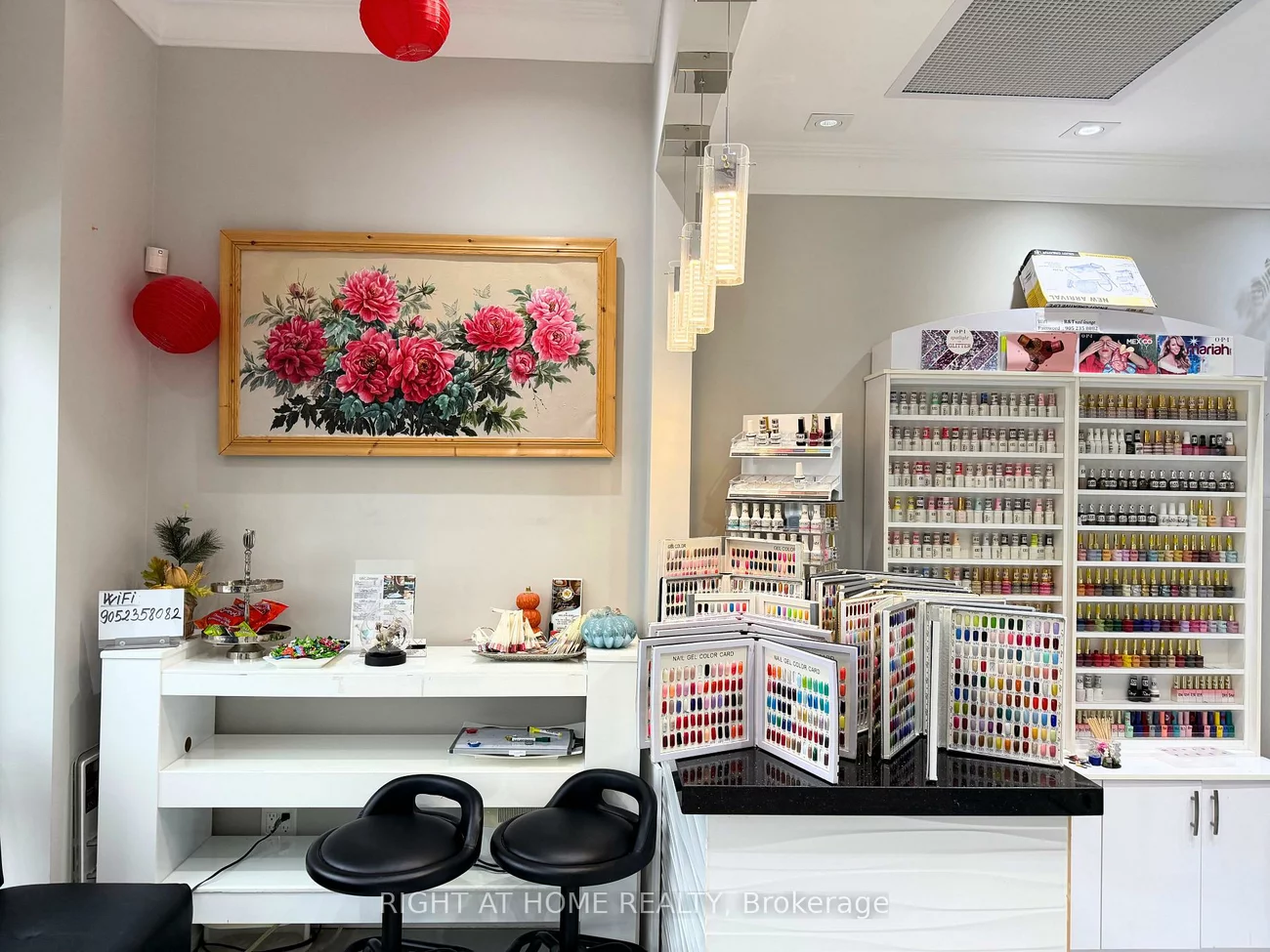 54, Davis, Central Newmarket, Newmarket